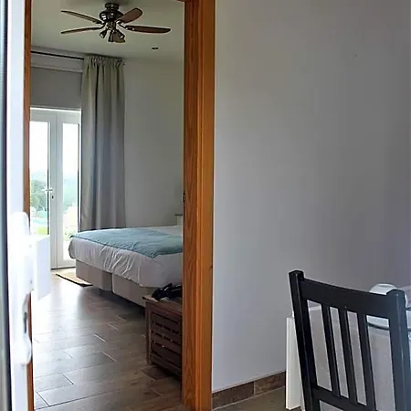 Bed & Breakfast Monte Perdizes 4*