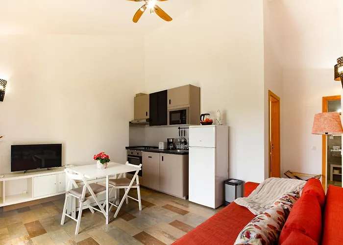 Monte Perdizes Couette-café 4*