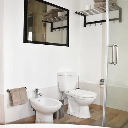 Monte Perdizes Bed & Breakfast 4*