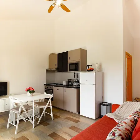 Monte Perdizes Bed & Breakfast 4*